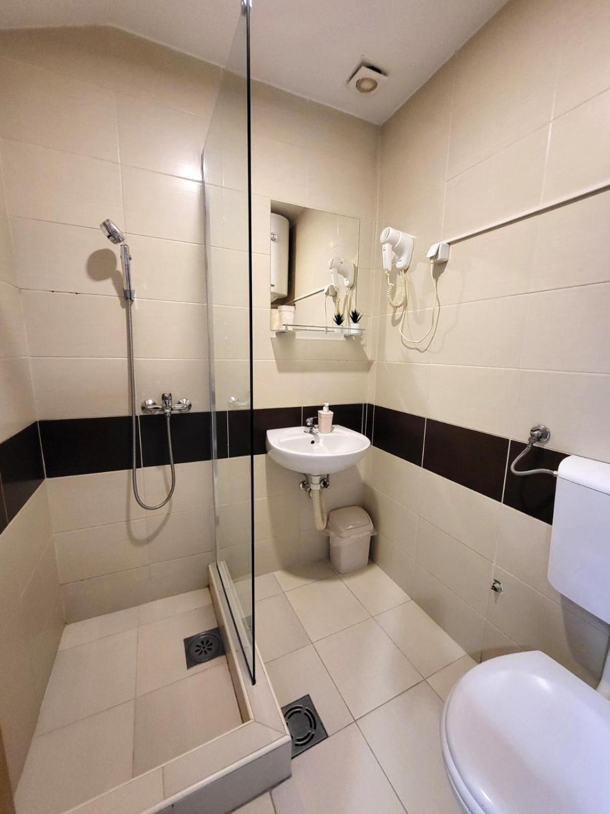 Guesthouse Ozegovic Belgrad Exterior foto