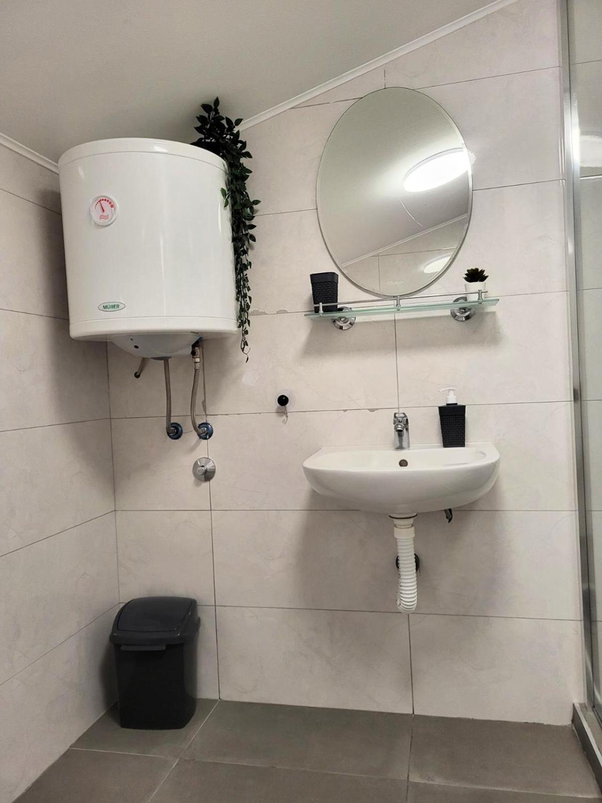Guesthouse Ozegovic Belgrad Exterior foto